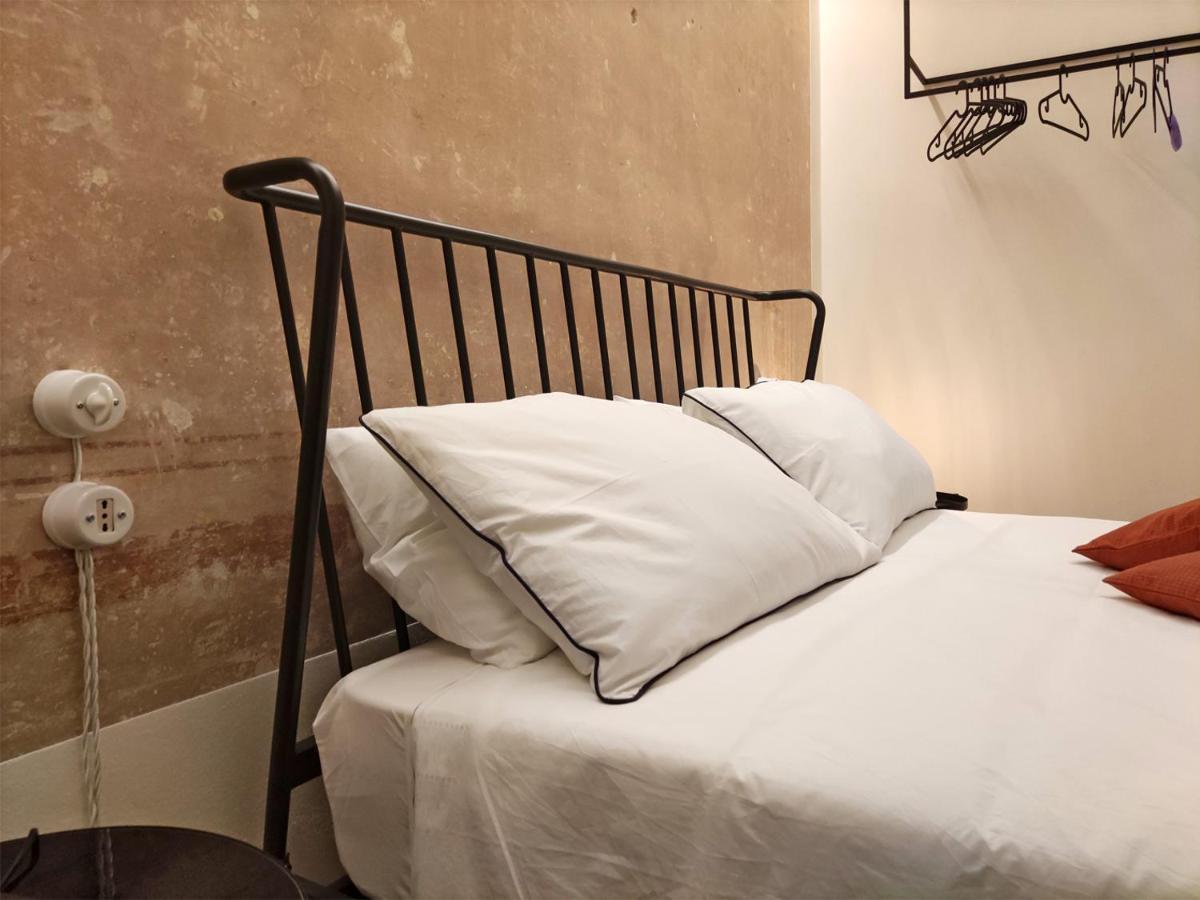 Bassi77 - Rooms & Apartments Trapani Bagian luar foto