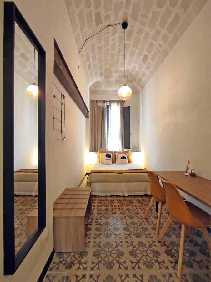 Bassi77 - Rooms & Apartments Trapani Bagian luar foto