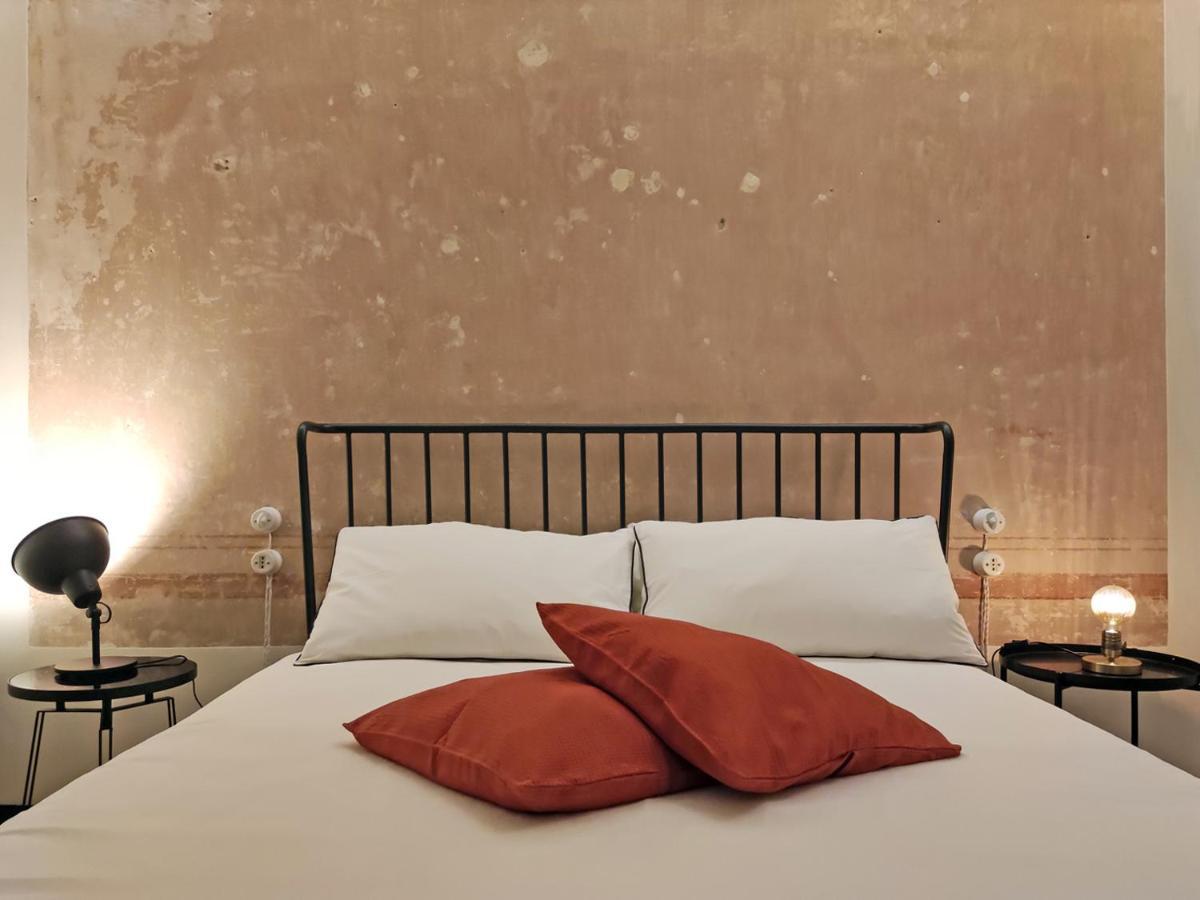 Bassi77 - Rooms & Apartments Trapani Bagian luar foto