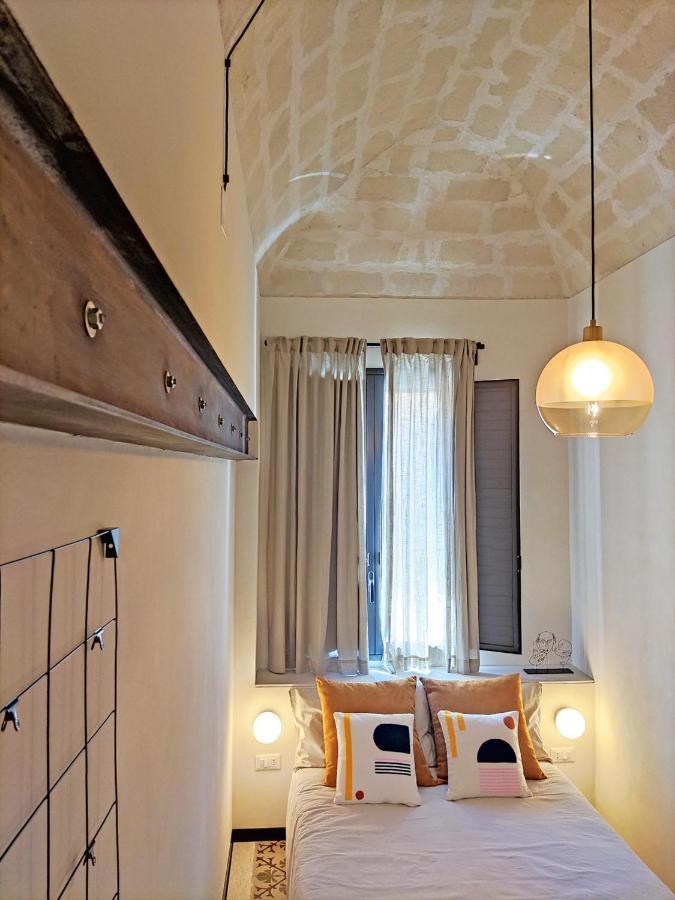 Bassi77 - Rooms & Apartments Trapani Bagian luar foto