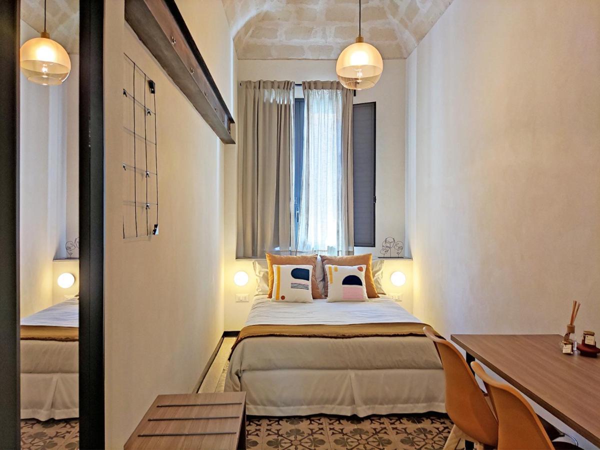 Bassi77 - Rooms & Apartments Trapani Bagian luar foto
